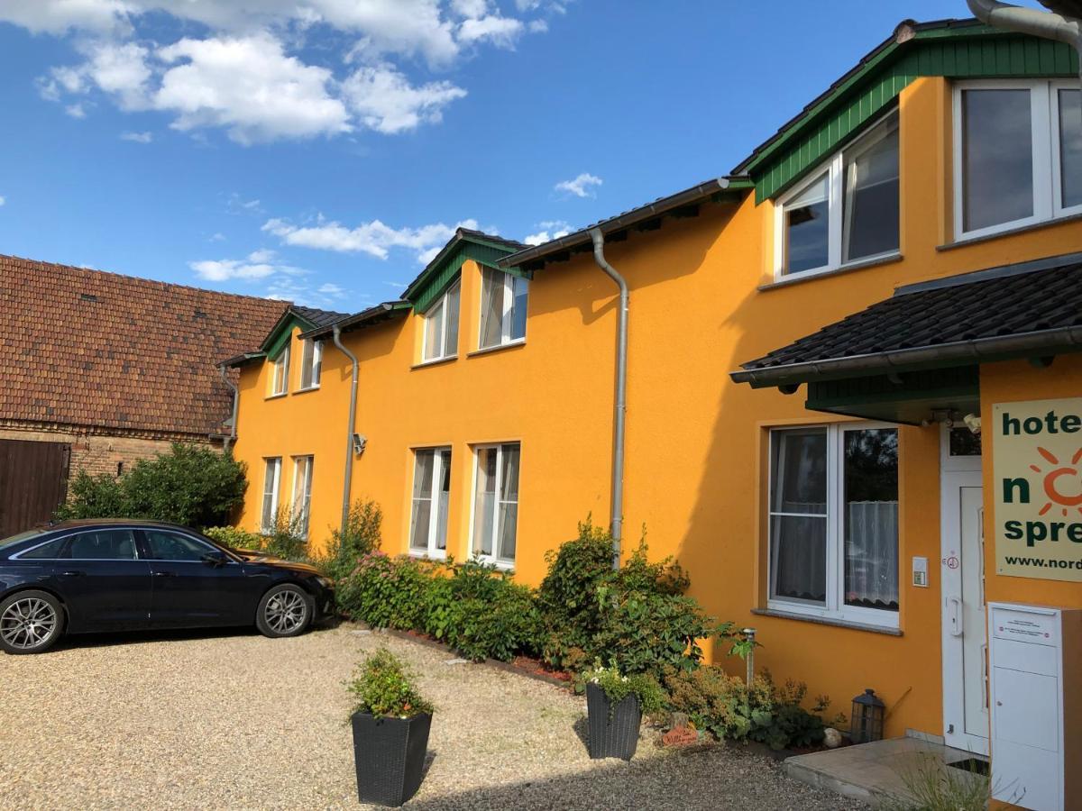 Hotel Nordic Spreewald Люббенау Экстерьер фото